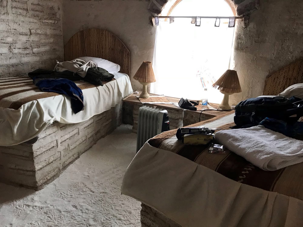 Reise San Pedro de Atacama - Uyuni - La Paz alleine als Frau - Salz-Hotelzimmer Uyuni 